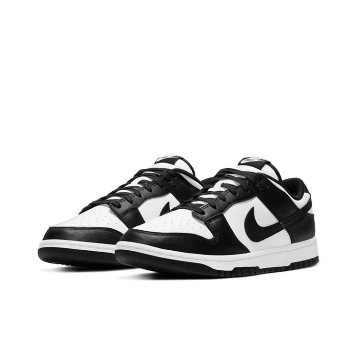 Nike SB Dunks Low