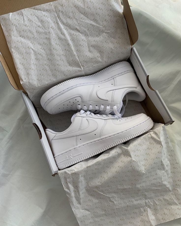 Nike Air Force 1 Low